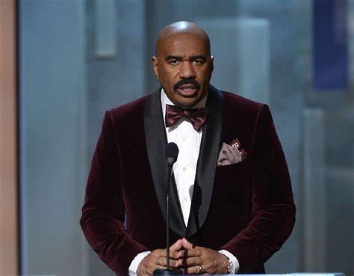 Unveiling The Secrets: Steve Harvey's Height Exposed