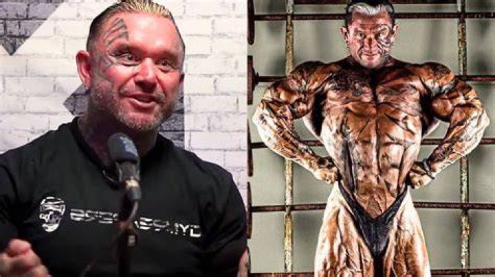 Veteran Bodybuilder Lee Priest Points Out a Clinical Error in the Way People Do
Deadlifts: “People Stand on a Box”