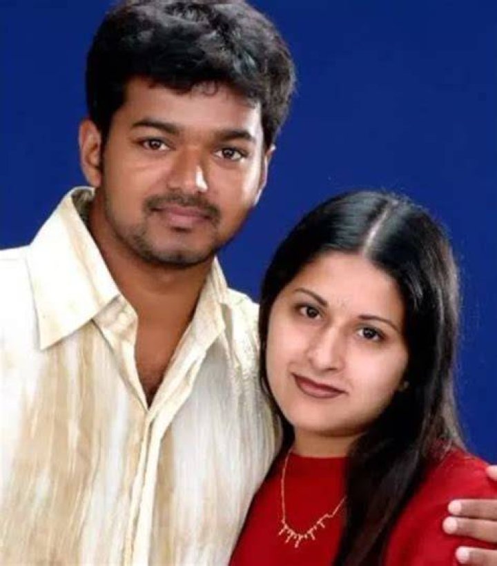 Vijay And Wife Age Difference: Exploring Their Relationship Dynamics