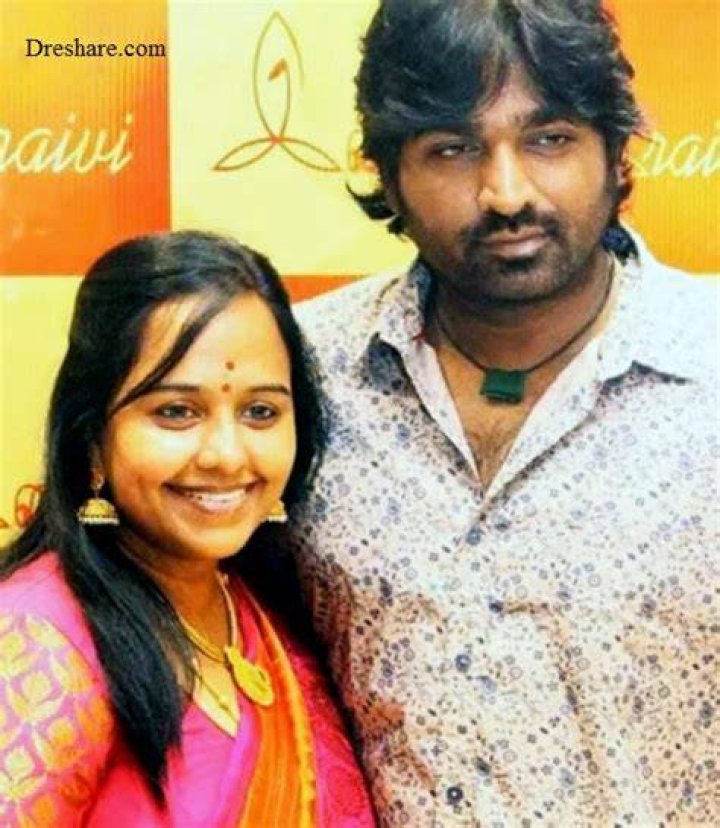 Vijay Sethupathi Wiki, Age, Wife, Family, Biography & More WikiBio
