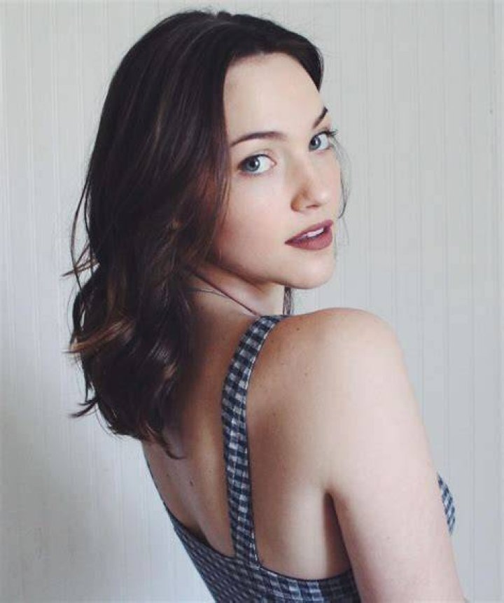 Violett Beane Photo Shoot 2016