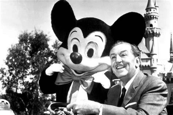 Walt Disney as Mickey Mouse in Smg4: Tales from the Golden Age