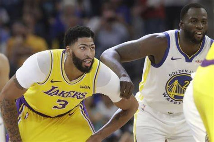 Warriors’ Draymond Green Shuts Down Calls to Suspend Anthony Davis, Recalls the
Impact of 2016 Suspension