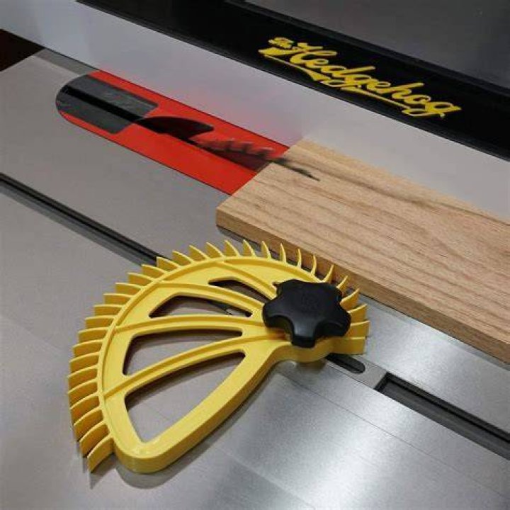 We Tried the Hedgehog Featherboard Woodworking Tool