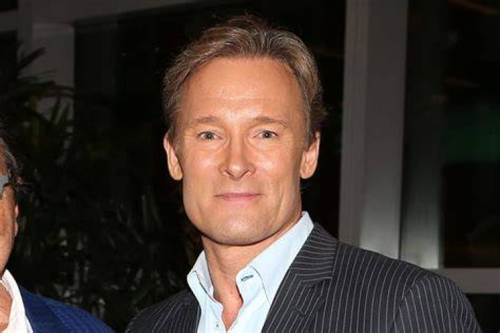 Who has Lonnie Quinn dated? Wiki Wife, Salary, Net Worth, Family