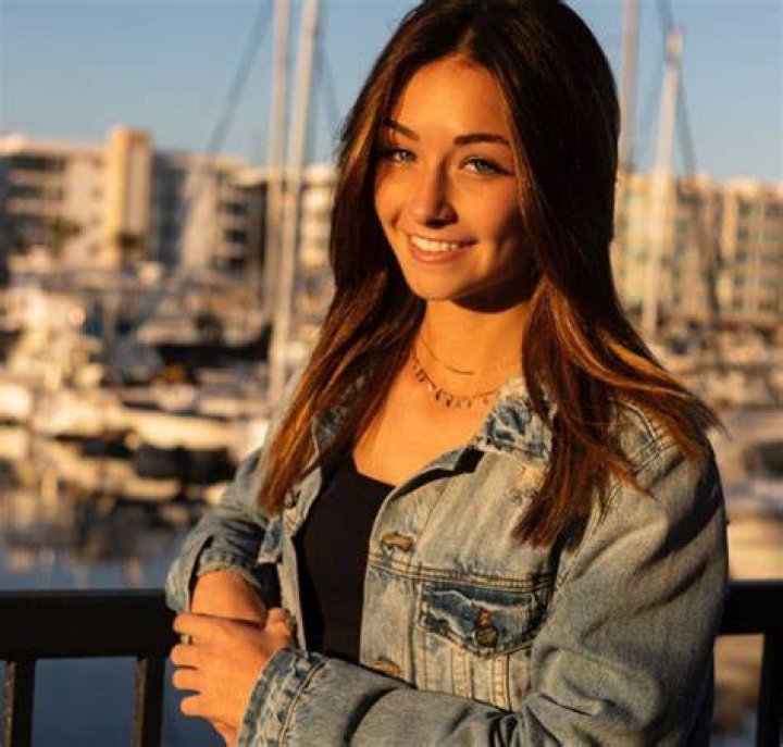 Who is Ava Majury? Biography, Wiki, Age, Height, Net Worth, Tik Tok Career