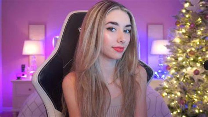 Who is Sommerset? (Twitch Streamer) Biography, Age, Boyfriend, Height