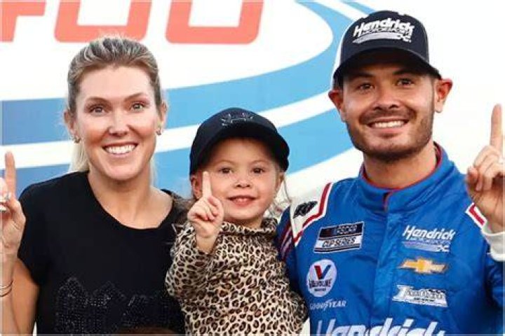 “Why Is This Randomly Happening?” – Kyle Larson’s Wife Reveals Their Daughter
Has the Same Illness as Jada Pinkett Smith