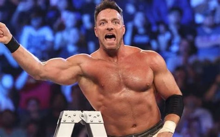 Why LA Knight Didn't Win WWE Money In The Bank, Explained