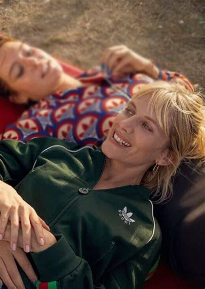 Wingwomen Mélanie Laurent Green Jacket Fan Casting on myCast