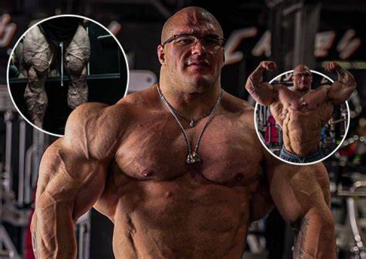“WTF, Is That It”: 277 Lbs Nick ‘The Mutant’ Walker Gives a Disclaimer About His
Rather Surprising 2 Plate Deadlift