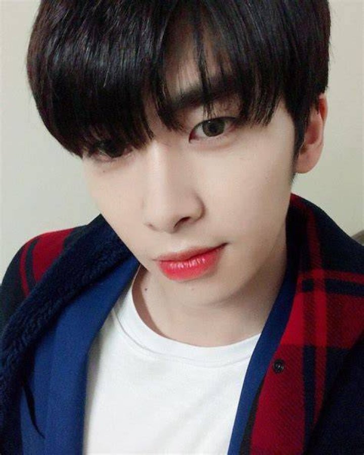 Xiao (Lee Dong-yeol) Fan Casting