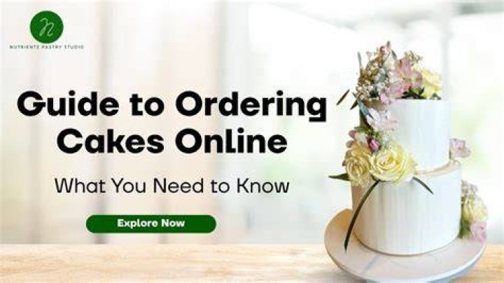 Your Guide to Ordering Cakes From the Giant Eagle Bakery