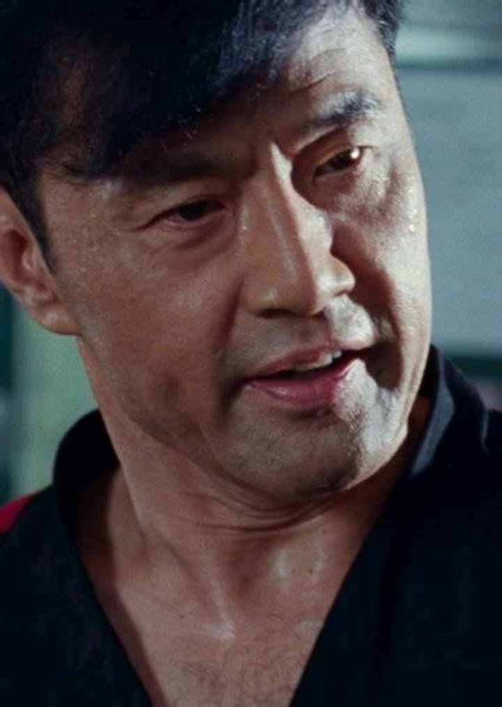 Yu Rongguang Fan Casting