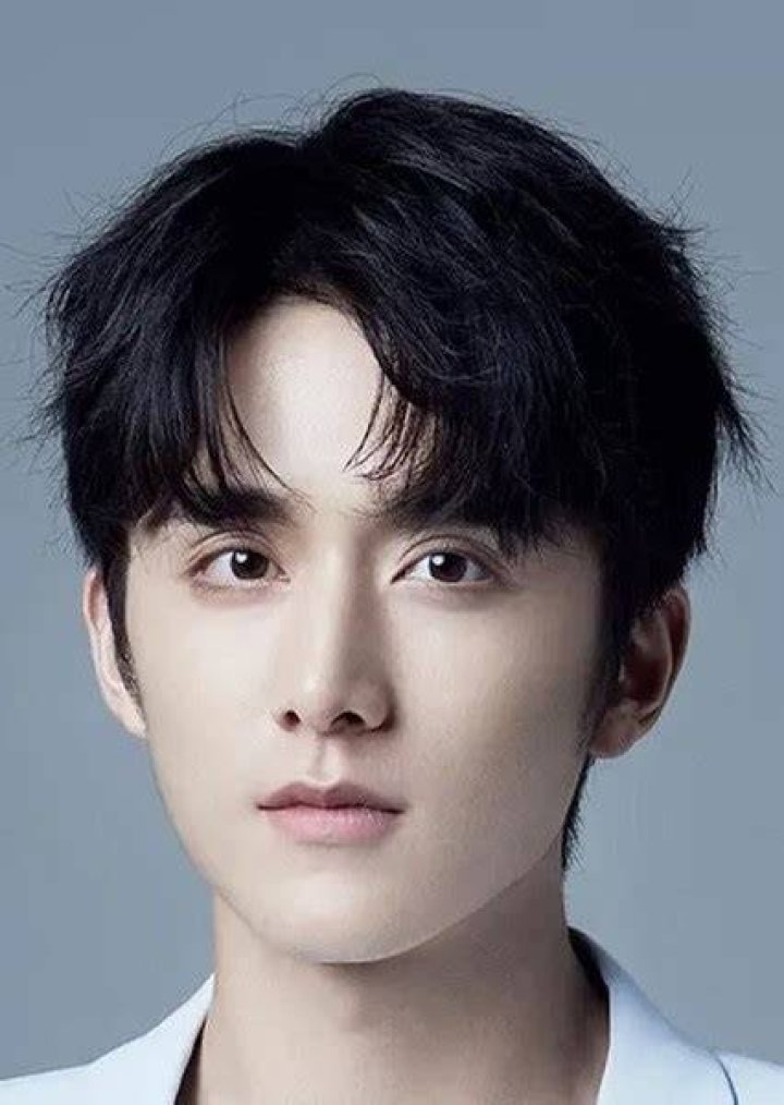 Zhang Xincheng Fan Casting